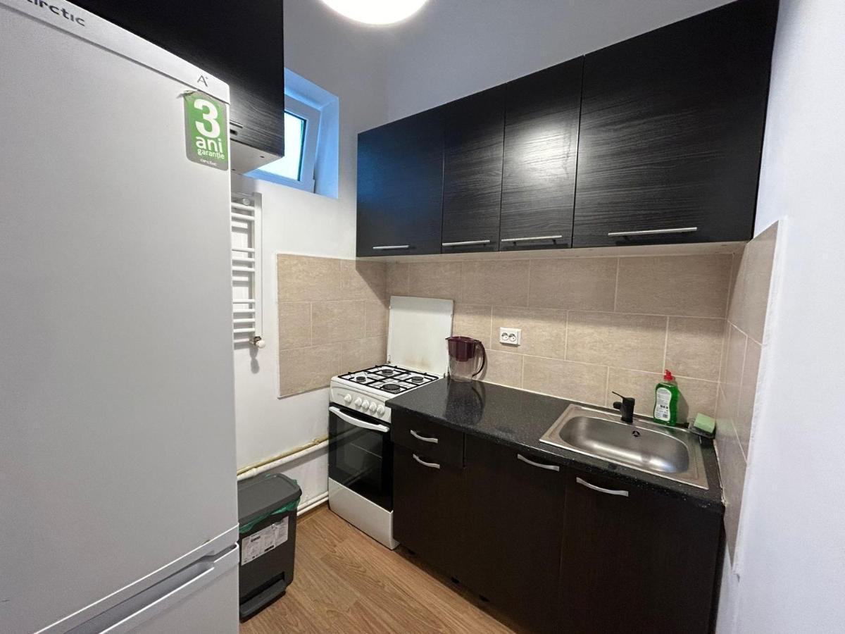 Elegant City Center Apartment Bukarest Eksteriør billede
